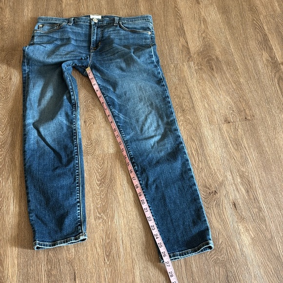 Hudson Tally Midrise Skinny Crop jeans. Size 31. - Picture 7 of 12